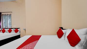 Classic Double or Twin Room | Desk, free WiFi
