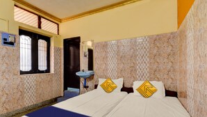 Unclassified image, 4 of 25, button - SPOT ON Shri Venkateshwara Lodging  (Hospet)