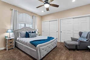 5 bedrooms, iron/ironing board, free WiFi