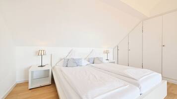 2 bedrooms, free WiFi, bed sheets