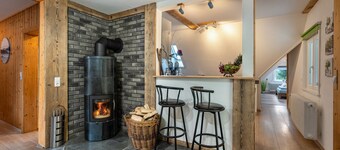 Holiday Apartment 'Schwarzwald Chalet - Karlshütte' with Mountain View, Private Terrace and Wi-Fi