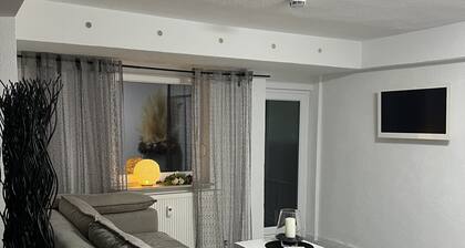 Apartamento 'Ferienwohnung Arnstadt Ost' con terraza privada y Wi-Fi