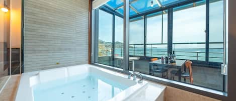 Basic-Zimmer, 1 Schlafzimmer (Room 203(spa,with pet)) | 1 Schlafzimmer, kostenloses WLAN