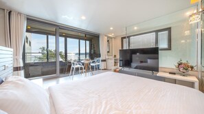 Basic Room, 1 Bedroom (Room 301) | 1 bedroom, free WiFi - Geoje Break Time Pension (Geoje)