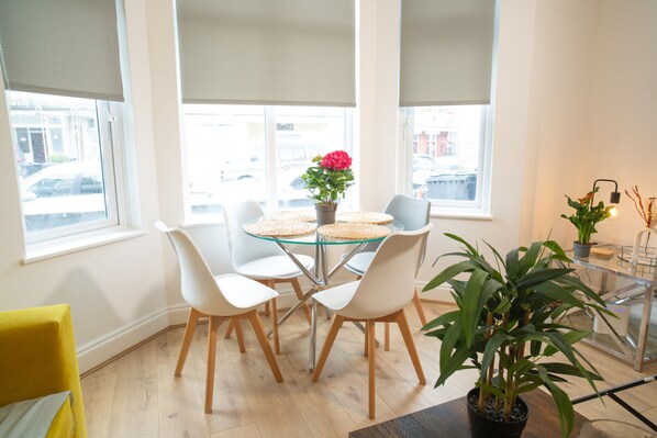 Căn hộ | 2 phòng ngủ 