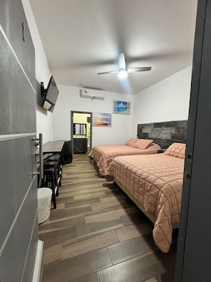 Family Single Room