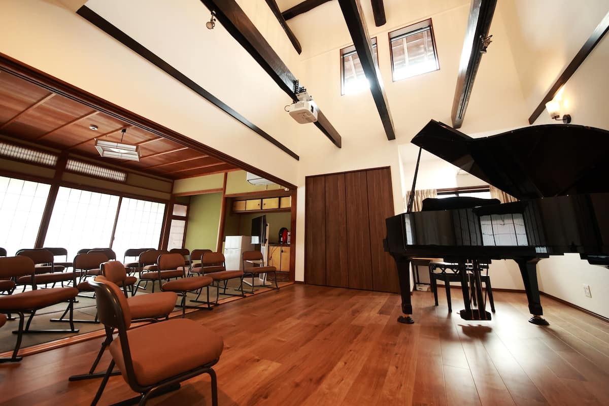 Basic House | Living area