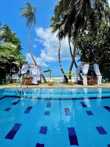 Smeralda Beach Hotel