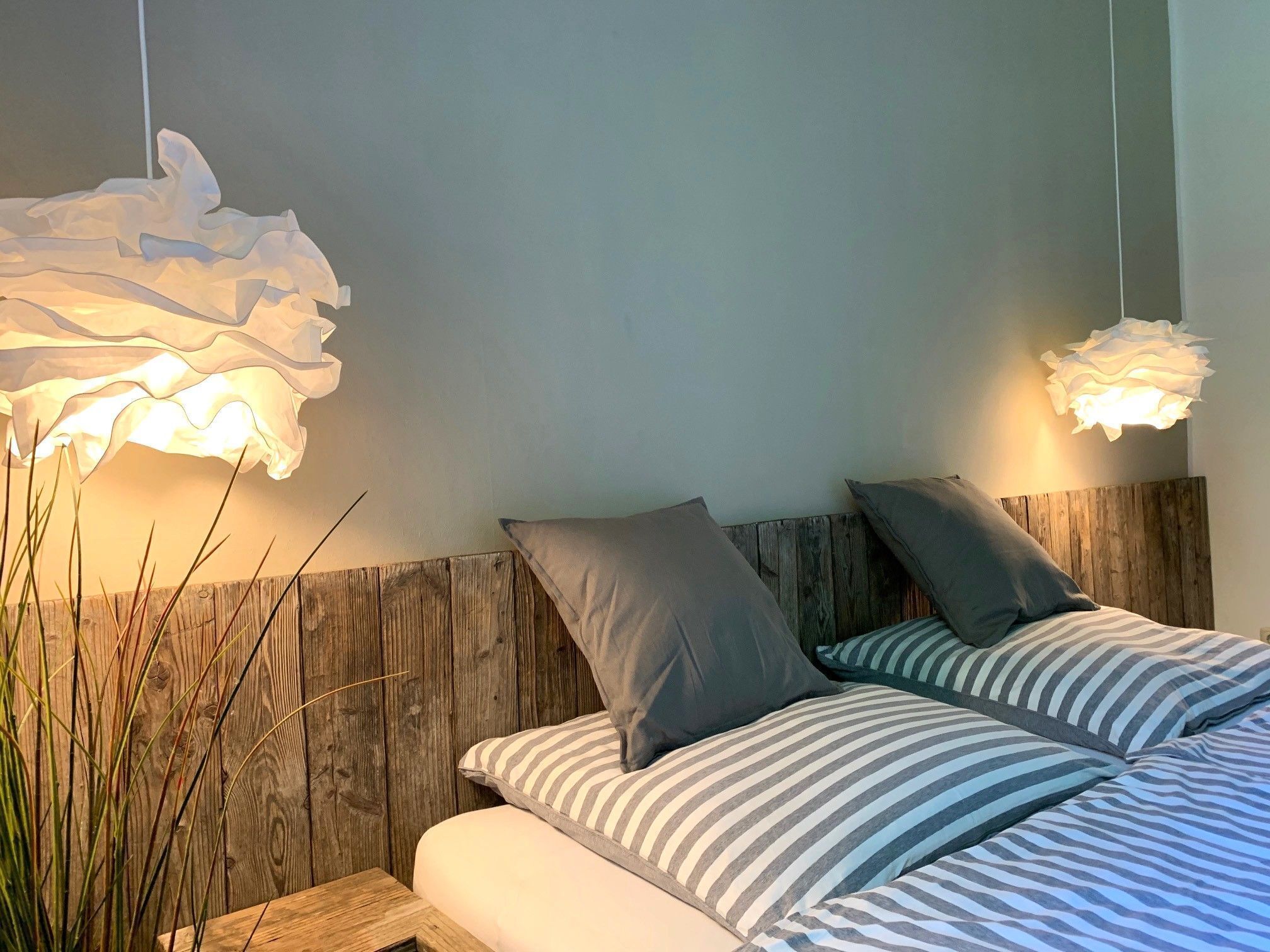 Schlafzimmer mit Doppelbett