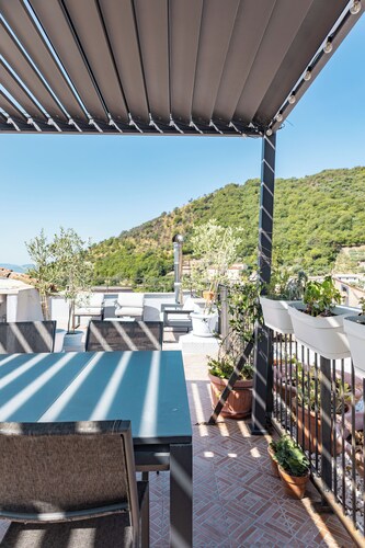 "Rustic Rome Retreat: Countryside Charm & Weekend Getaway"