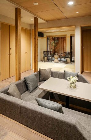 传统独立别墅, 3 间卧室, 无烟房, 简易厨房 | 起居区 | 加热地板