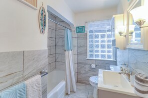 Hair dryer, towels - Peaceful Detroit Home w/ Yard: 10 Mi to Downtown! (Detroit)