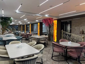 Free daily buffet breakfast - Ideal hotel (Samarkand)