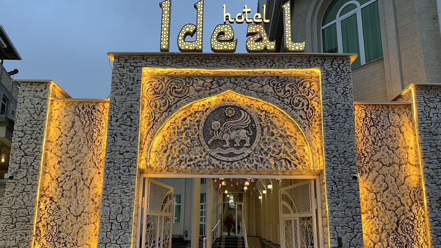 Ideal hotel