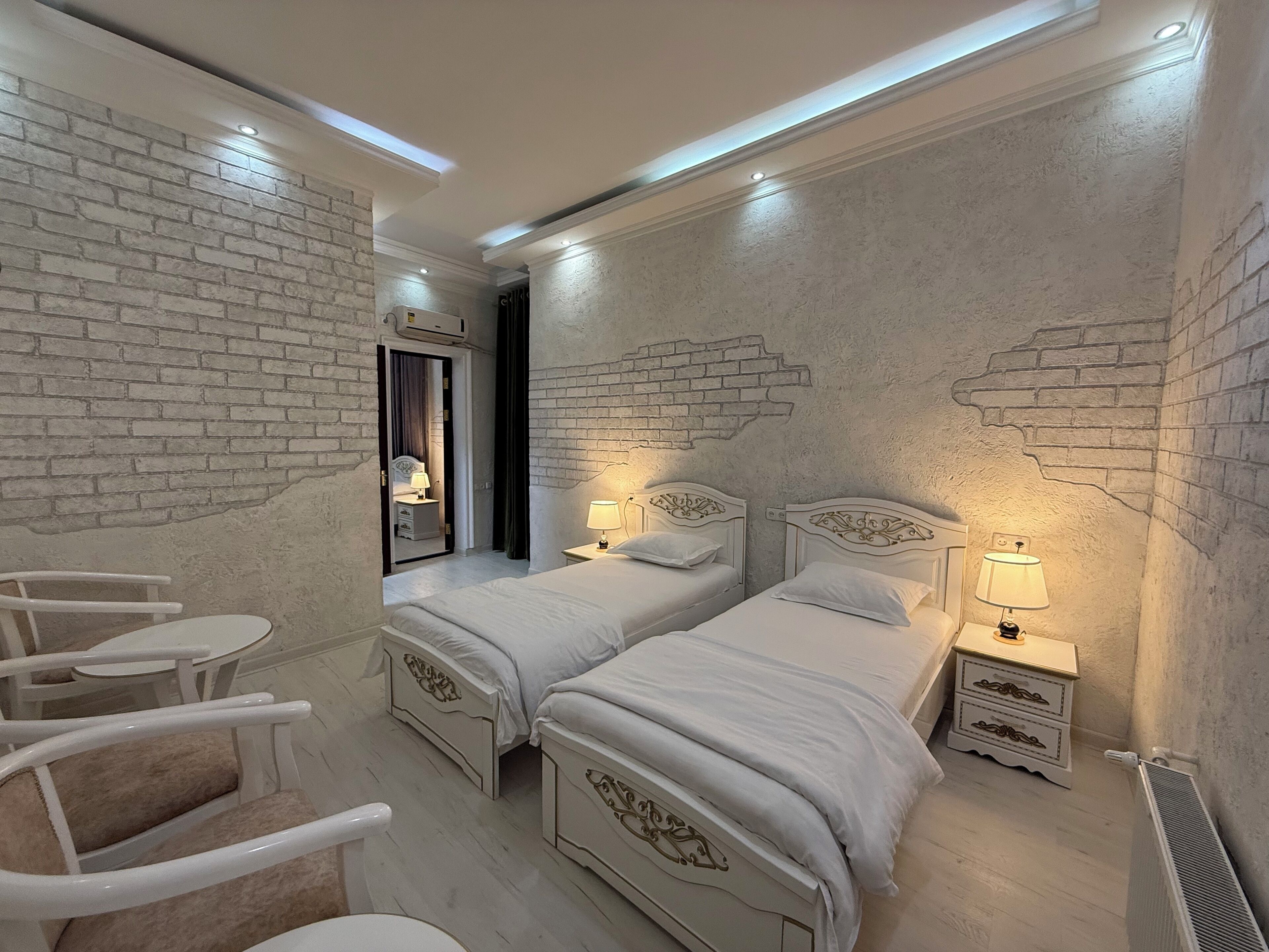 Superior Quadruple Room | Desk, laptop workspace, soundproofing, free WiFi