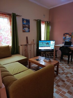 Smart TV, lareira, videogames