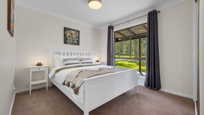 2 chambres, bureau, fer et planche à repasser, Wi-Fi gratuit