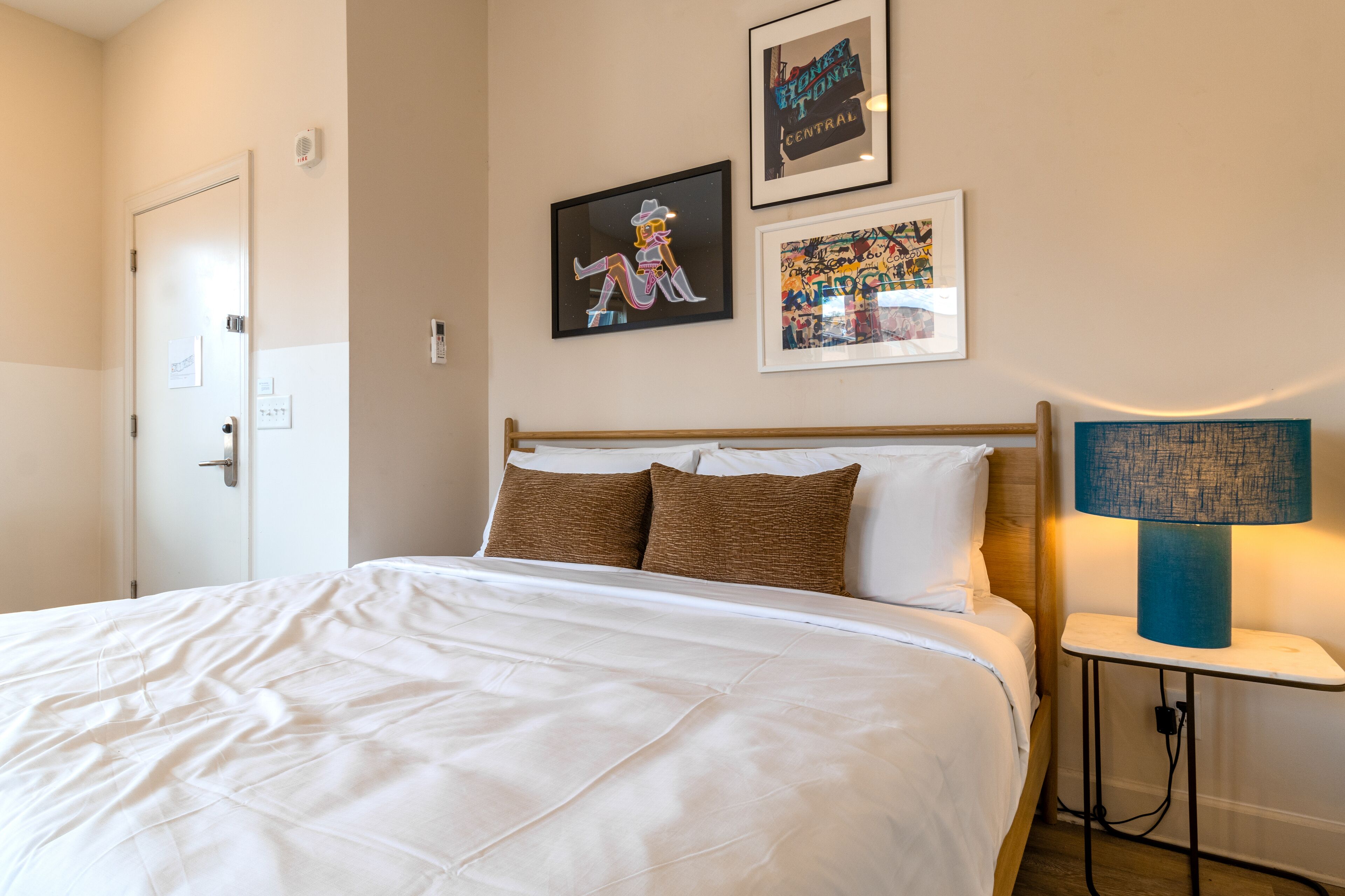 Conway B101 by AvantStay | Studio in the Heart of Nashville