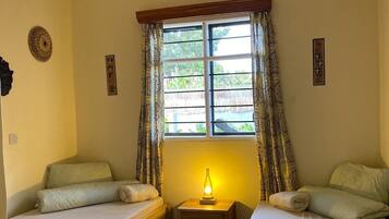 2 多间卧室、熨斗/熨衣板、免费 WiFi、床单