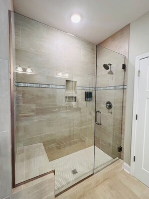 Unclassified image, 3 of 42, button