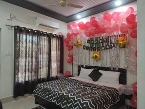 Deluxe Double Room, City View | Wi-fi percuma, cadar katil 