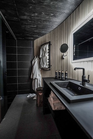 Executive Room | Bathroom