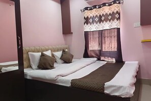 Comfort Room | Free WiFi, bed sheets - Hotel Aheli And Restaurant Bankura (Bankura)