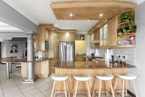 Villa, 4 Bedrooms, Smoking, Private Pool | Interior