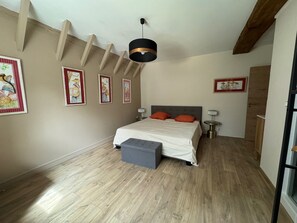 3 Schlafzimmer, Bügeleisen/Bügelbrett, Reisekinderbett, kostenloses WLAN
