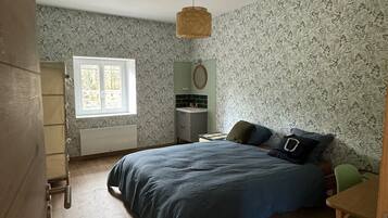 3 camere, ferro/asse da stiro, culla da viaggio, Wi-Fi gratuito