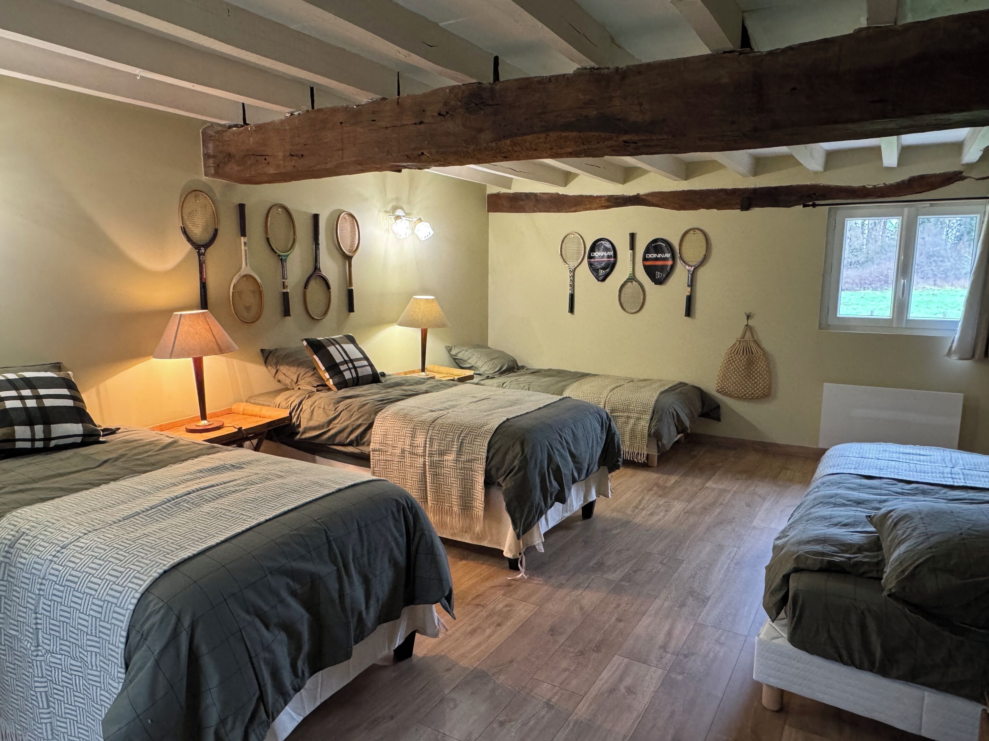3 chambres, fer et planche à repasser, lit parapluie, Wi-Fi gratuit