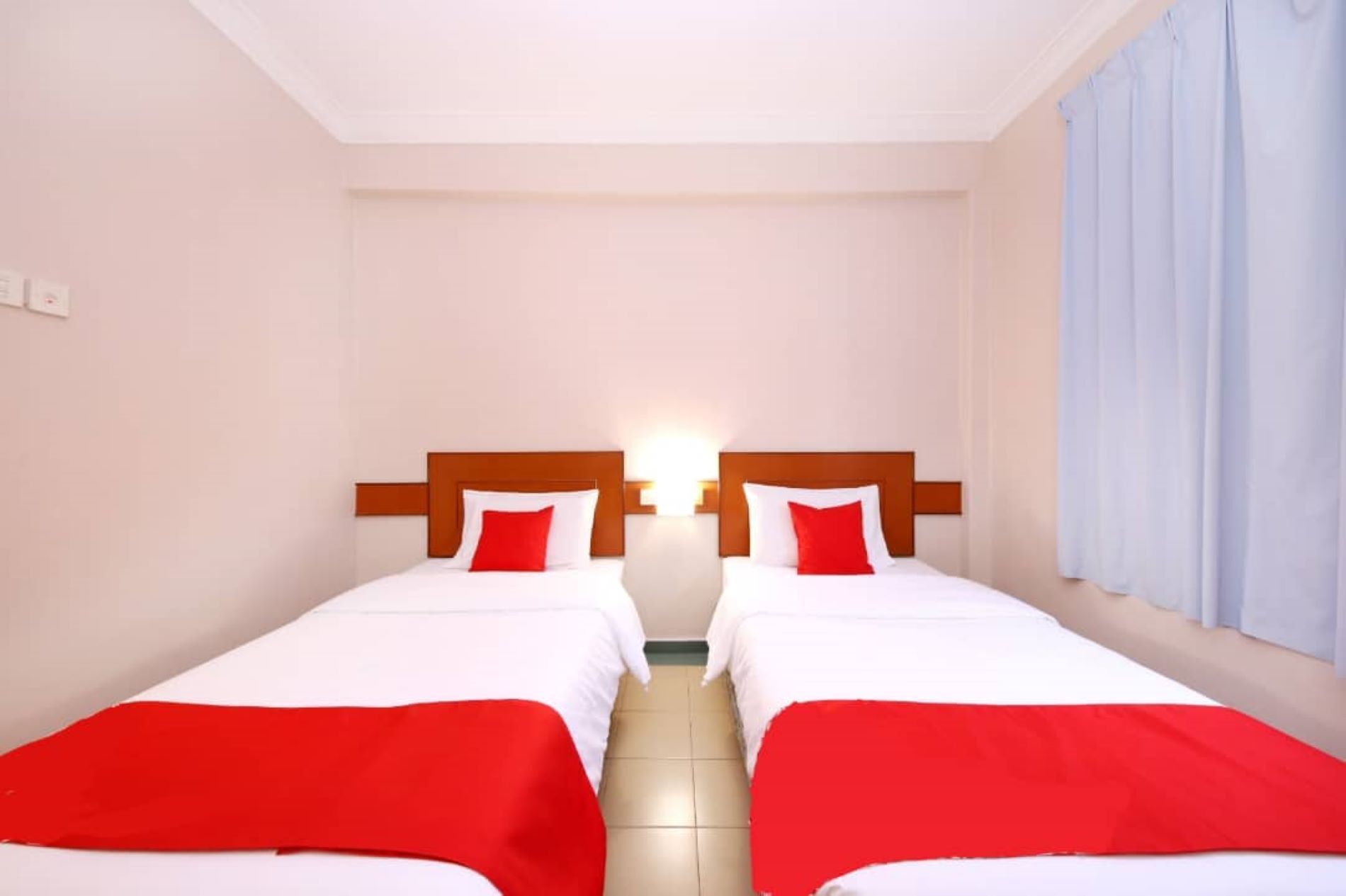 Foto - Famous Inn Hotel