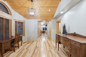 Interior - Stunning Ptarmigan Home! Communal Pool! Community Hot Tub! (Whitefish)