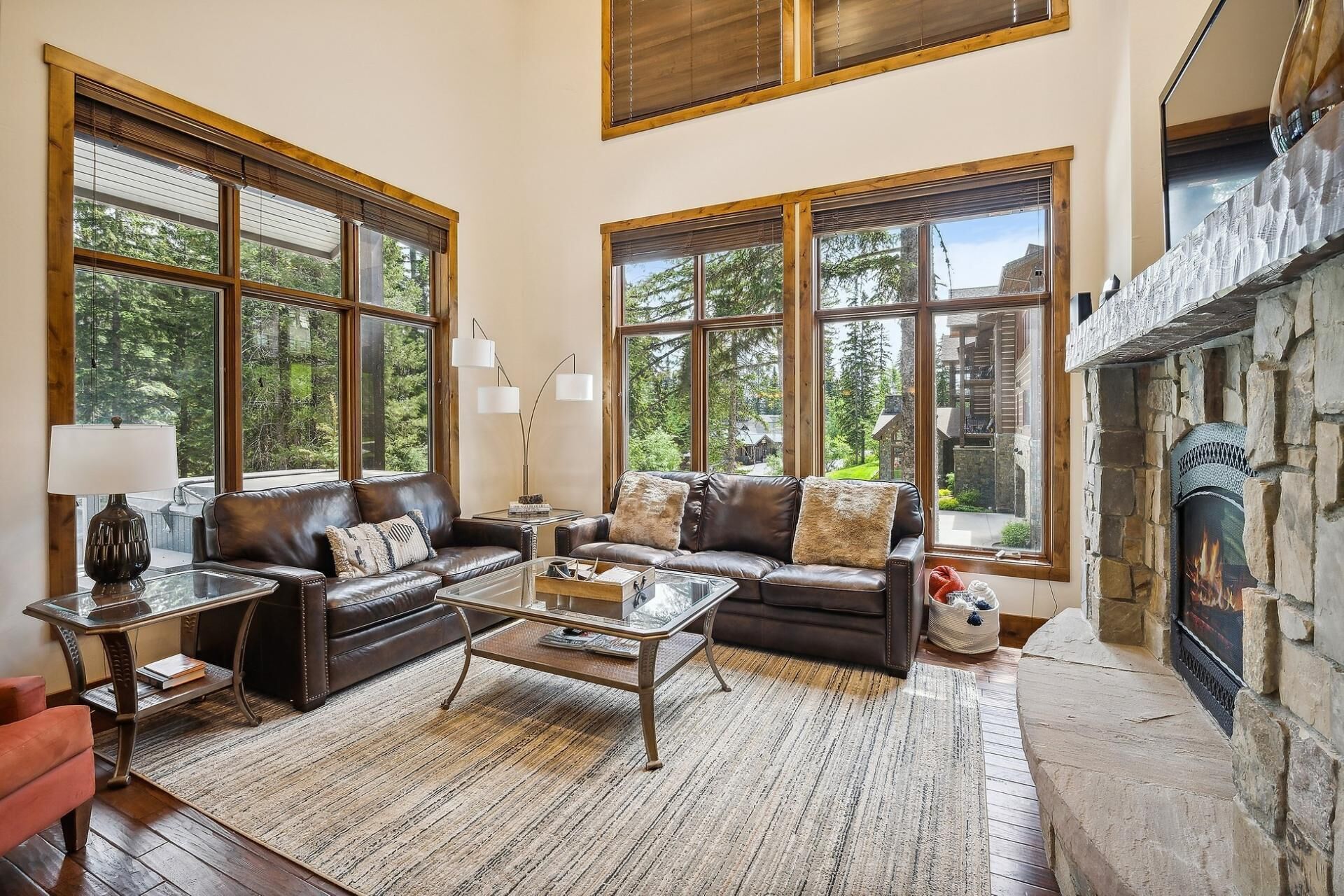 智能電視、壁爐