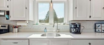 Alamoosook Lakehouse! New!