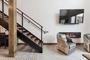 Interior - Festive Season! Penthouse Condo in Downtown Whitefish! Close to Whitefish River! (Whitefish)