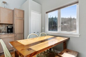 Dining - Charming Ski-In/Ski-Out Townhouse on Big Mountain! (Whitefish)