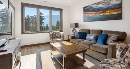Luxury Condo in Columbia Falls, the Gateway to Glacier!