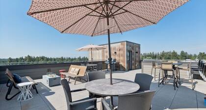 Holiday Availability! Luxury Condo in Columbia Falls, the Gateway to Glacier!