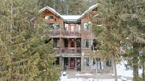 Exterior - Community Indoor Pool, Hot Tub, and Sauna! Big Mountain Home! (Whitefish)