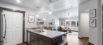 Book a Getaway in Whitefish! Charming Kalispell Townhome!