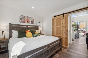 2 habitaciones, tabla de planchar con plancha y wifi gratis