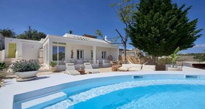 Welcome to your coastal house in the Ria Formosa!