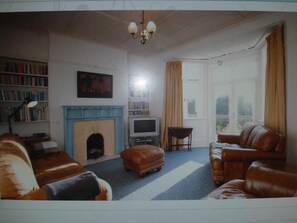 Living area - House in Mumbles and Gower (Mumbles)