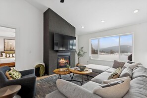 TV connectée, cheminée