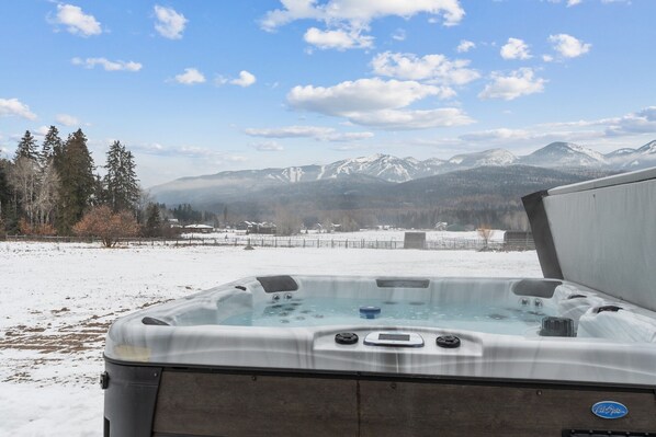 Bain à remous extérieur