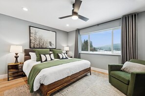 3 chambres, fer et planche à repasser, Wi-Fi gratuit, draps fournis