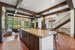 Interior - Book for Winter! Ski-in Ski-Out Townhome on Whitefish Mountain! Private Hot Tub! (Whitefish)