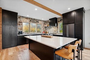 Fridge, microwave, oven, stovetop - Book a Holiday Stay! Hot Tub! Next to the NEW HIGH-SPEED 6 PACK Chairlift! (Whitefish)