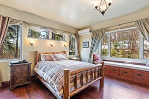 5 chambres, fer et planche à repasser, accès au Wi-Fi (inclus)